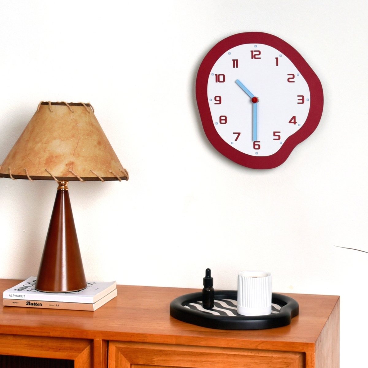 Melting wall clock, photo 2