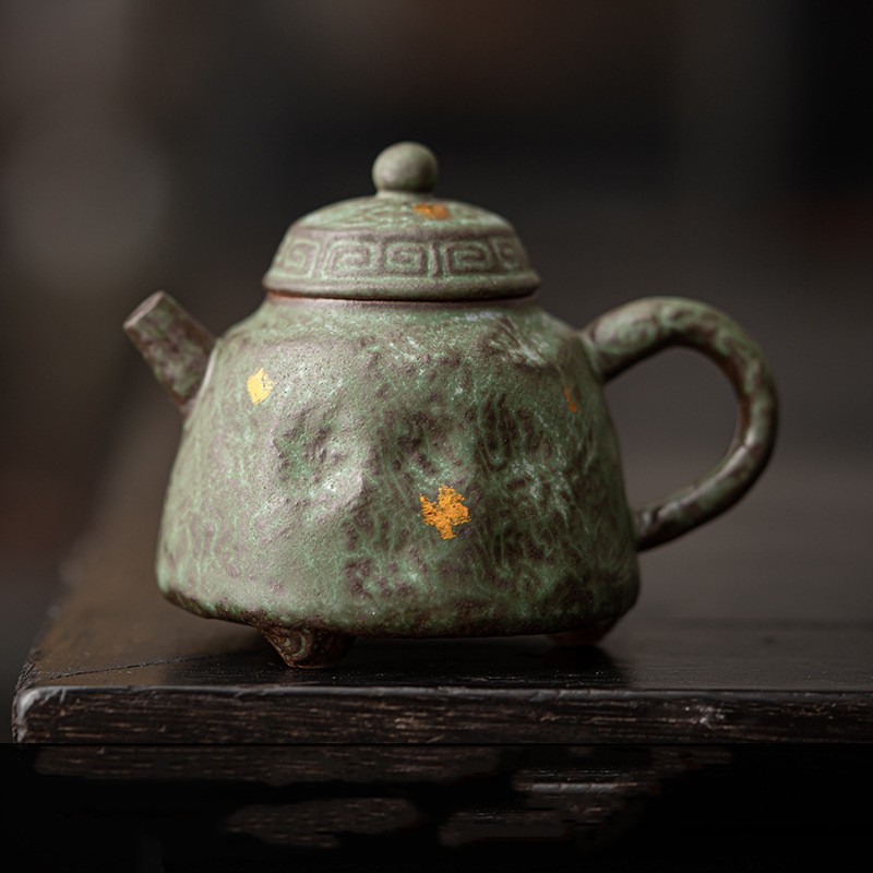 Teapot, moss green